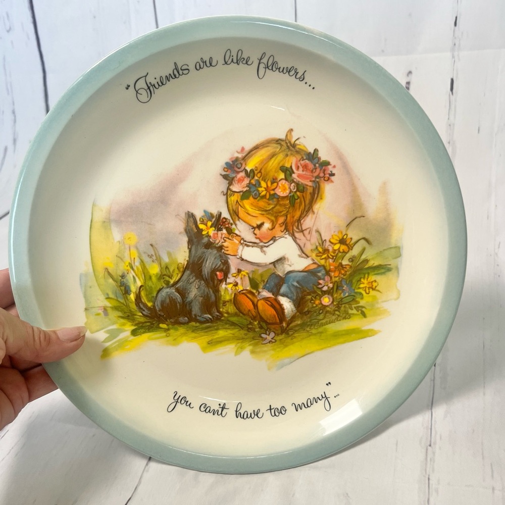 Vintage 1972 American Greetings Gigi Collector Plate Friends Are Like Flowers - Picture 3 of 4